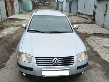 Фольксваген Пассат Варіант 2002 у Одесі на Automoto.ua Сірий Фольксваген Пассат Варіант, об'ємом двигуна 0 л та пробігом 300 тис. км за 4650 $, фото 1 на Automoto.ua