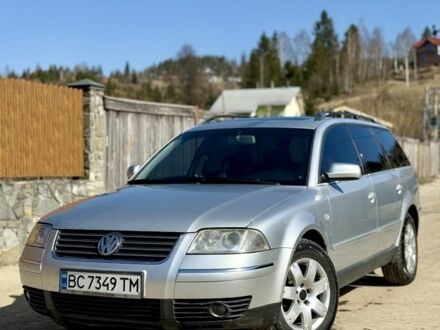 Серый Фольксваген Пассат Вариант, объемом двигателя 2.5 л и пробегом 350 тыс. км за 4500 $, фото 1 на Automoto.ua