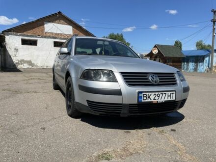 Фольксваген Пассат Вариант 2003 в Кривом Озере на Automoto.ua Серый Фольксваген Пассат Вариант, объемом двигателя 1.6 л и пробегом 245 тыс. км за 3440 $, фото 1 на Automoto.ua