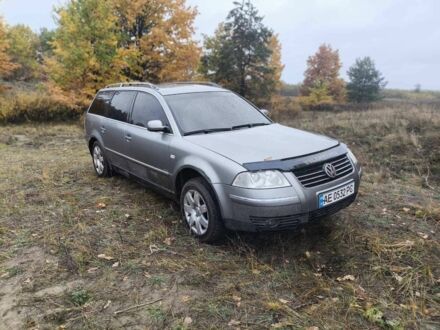 Сірий Фольксваген Пассат Варіант, об'ємом двигуна 2.5 л та пробігом 400 тис. км за 3900 $, фото 1 на Automoto.ua