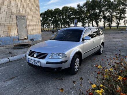 Фольксваген Пассат Варіант 2004 у Одесі на Automoto.ua Сірий Фольксваген Пассат Варіант, об'ємом двигуна 2 л та пробігом 251 тис. км за 5300 $, фото 1 на Automoto.ua