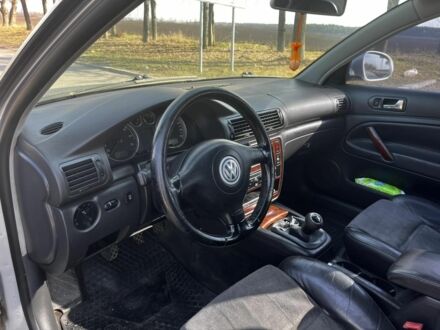 Фольксваген Пассат Варіант 2004 у Мироновке на Automoto.ua Сірий Фольксваген Пассат Варіант, об'ємом двигуна 1.8 л та пробігом 330 тис. км за 4400 $, фото 1 на Automoto.ua