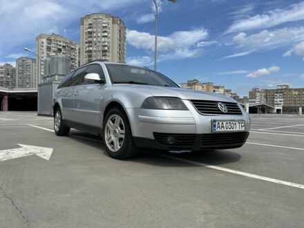 Фольксваген Пассат Варіант 2004 у Києві на Automoto.ua Сірий Фольксваген Пассат Варіант, об'ємом двигуна 1.9 л та пробігом 397 тис. км за 4999 $, фото 1 на Automoto.ua