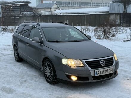 Серый Фольксваген Пассат Вариант, объемом двигателя 2 л и пробегом 280 тыс. км за 4650 $, фото 1 на Automoto.ua