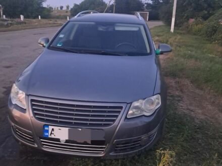 Сірий Фольксваген Пассат Варіант, об'ємом двигуна 2 л та пробігом 287 тис. км за 2649 $, фото 1 на Automoto.ua
