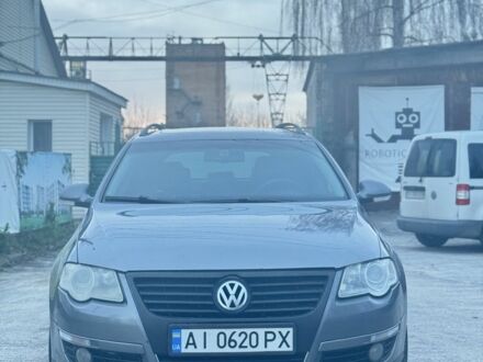 Серый Фольксваген Пассат Вариант, объемом двигателя 2 л и пробегом 300 тыс. км за 6500 $, фото 1 на Automoto.ua