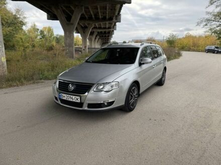 Фольксваген Пассат Варіант 2006 у Дніпро (Дніпропетровську) на Automoto.ua Сірий Фольксваген Пассат Варіант, об'ємом двигуна 2 л та пробігом 380 тис. км за 4999 $, фото 1 на Automoto.ua