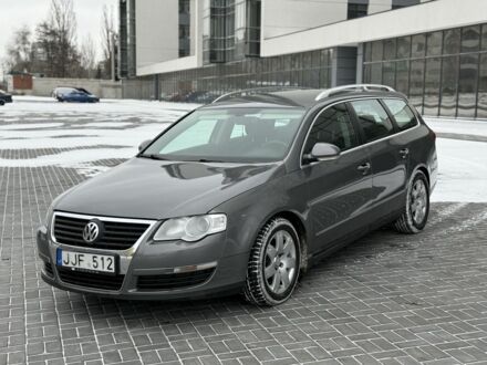 Серый Фольксваген Пассат Вариант, объемом двигателя 2 л и пробегом 317 тыс. км за 2599 $, фото 1 на Automoto.ua