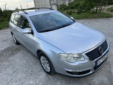Серый Фольксваген Пассат Вариант, объемом двигателя 1.9 л и пробегом 320 тыс. км за 3750 $, фото 1 на Automoto.ua