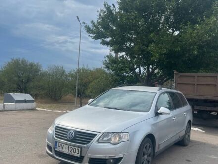 Фольксваген Пассат Вариант 2006 в Славянске на Automoto.ua Серый Фольксваген Пассат Вариант, объемом двигателя 2 л и пробегом 275 тыс. км за 2999 $, фото 1 на Automoto.ua