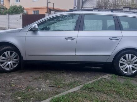 Серый Фольксваген Пассат Вариант, объемом двигателя 1.6 л и пробегом 165 тыс. км за 6959 $, фото 1 на Automoto.ua