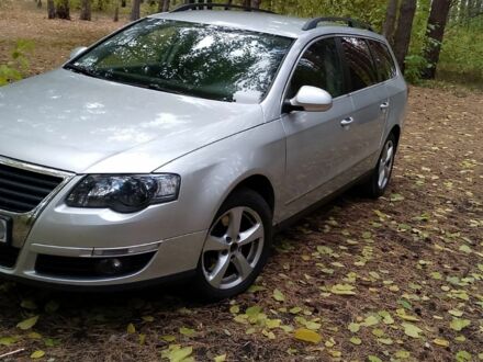 Серый Фольксваген Пассат Вариант, объемом двигателя 2 л и пробегом 333 тыс. км за 2500 $, фото 1 на Automoto.ua