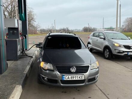 Сірий Фольксваген Пассат Варіант, об'ємом двигуна 2 л та пробігом 350 тис. км за 6000 $, фото 1 на Automoto.ua