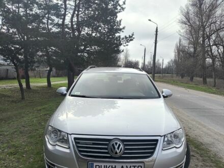 Серый Фольксваген Пассат Вариант, объемом двигателя 1.9 л и пробегом 342 тыс. км за 3100 $, фото 1 на Automoto.ua