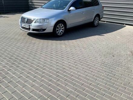 Фольксваген Пассат Вариант 2007 в Ковель на Automoto.ua Серый Фольксваген Пассат Вариант, объемом двигателя 2 л и пробегом 395 тыс. км за 4700 $, фото 1 на Automoto.ua