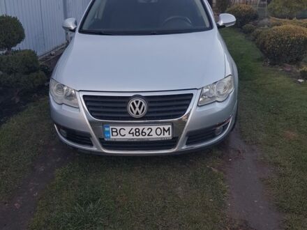 Сірий Фольксваген Пассат Варіант, об'ємом двигуна 2 л та пробігом 225 тис. км за 4500 $, фото 1 на Automoto.ua