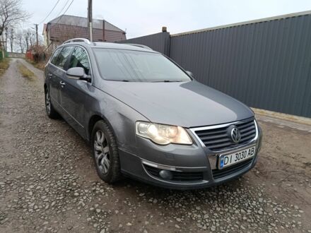 Серый Фольксваген Пассат Вариант, объемом двигателя 2 л и пробегом 290 тыс. км за 5500 $, фото 1 на Automoto.ua