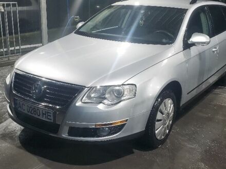 Сірий Фольксваген Пассат Варіант, об'ємом двигуна 2 л та пробігом 275 тис. км за 5500 $, фото 1 на Automoto.ua