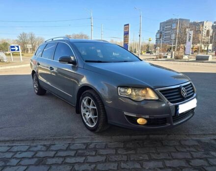 Серый Фольксваген Пассат Вариант, объемом двигателя 2 л и пробегом 290 тыс. км за 5700 $, фото 1 на Automoto.ua