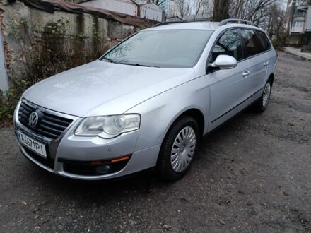 Серый Фольксваген Пассат Вариант, объемом двигателя 2 л и пробегом 187 тыс. км за 5900 $, фото 1 на Automoto.ua