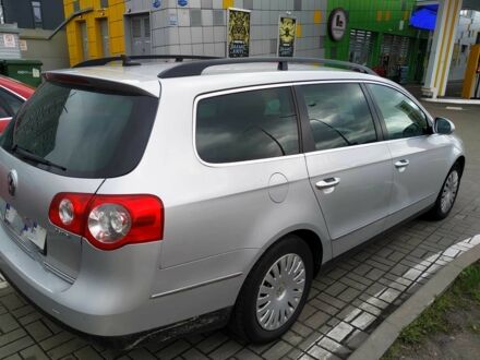 Сірий Фольксваген Пассат Варіант, об'ємом двигуна 2 л та пробігом 153 тис. км за 5465 $, фото 1 на Automoto.ua