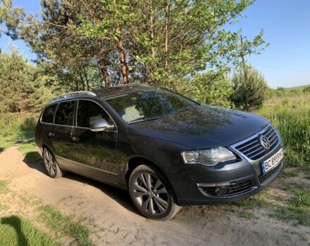 Серый Фольксваген Пассат Вариант, объемом двигателя 2 л и пробегом 380 тыс. км за 8600 $, фото 1 на Automoto.ua