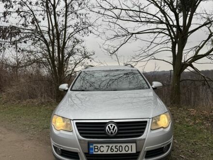 Серый Фольксваген Пассат Вариант, объемом двигателя 1.6 л и пробегом 224 тыс. км за 7200 $, фото 1 на Automoto.ua