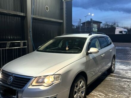 Серый Фольксваген Пассат Вариант, объемом двигателя 2 л и пробегом 324 тыс. км за 2750 $, фото 1 на Automoto.ua