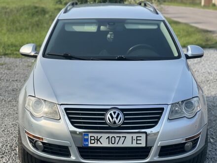Фольксваген Пассат Варіант 2010 у Рівному на Automoto.ua Сірий Фольксваген Пассат Варіант, об'ємом двигуна 2 л та пробігом 320 тис. км за 8500 $, фото 1 на Automoto.ua
