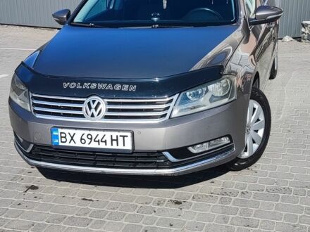 Фольксваген Пассат Варіант 2010 у Хмельницькому на Automoto.ua Сірий Фольксваген Пассат Варіант, об'ємом двигуна 2 л та пробігом 333 тис. км за 11600 $, фото 1 на Automoto.ua