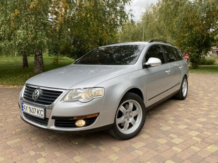 Серый Фольксваген Пассат Вариант, объемом двигателя 2 л и пробегом 210 тыс. км за 7399 $, фото 1 на Automoto.ua