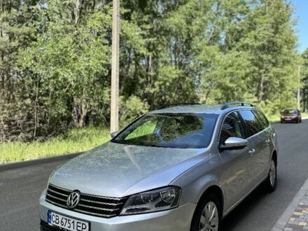 Фольксваген Пассат Вариант 2011 в Чернигове на Automoto.ua Серый Фольксваген Пассат Вариант, объемом двигателя 2 л и пробегом 335 тыс. км за 8950 $, фото 1 на Automoto.ua