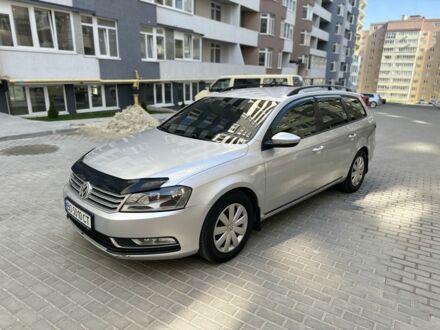 Фольксваген Пассат Варіант 2011 у Тернополі на Automoto.ua Сірий Фольксваген Пассат Варіант, об'ємом двигуна 1.6 л та пробігом 255 тис. км за 7777 $, фото 1 на Automoto.ua
