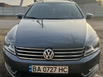 Фольксваген Пассат Вариант 2012 в Кривом Роге на Automoto.ua Серый Фольксваген Пассат Вариант, объемом двигателя 1.6 л и пробегом 2 тыс. км за 9900 $, фото 1 на Automoto.ua