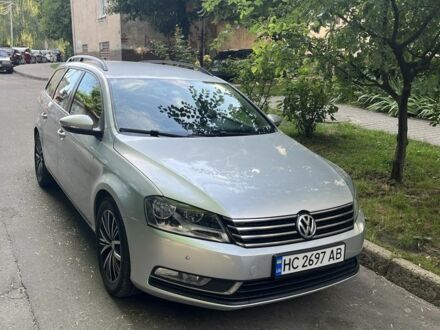 Фольксваген Пассат Вариант 2013 в Львове на Automoto.ua Серый Фольксваген Пассат Вариант, объемом двигателя 2 л и пробегом 257 тыс. км за 10500 $, фото 1 на Automoto.ua