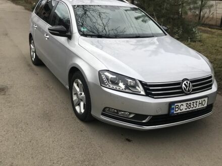Фольксваген Пассат Вариант 2014 в Ивано-Франковске на Automoto.ua Серый Фольксваген Пассат Вариант, объемом двигателя 2 л и пробегом 276 тыс. км за 11500 $, фото 1 на Automoto.ua