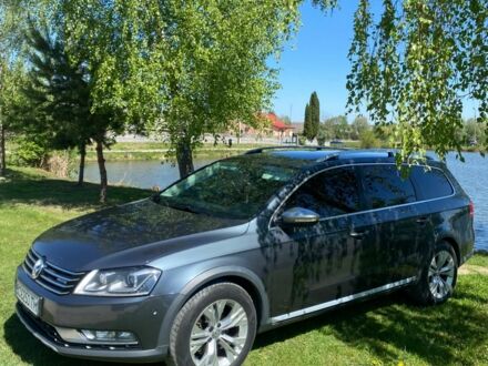 Сірий Фольксваген Пассат Варіант, об'ємом двигуна 2 л та пробігом 265 тис. км за 13500 $, фото 1 на Automoto.ua