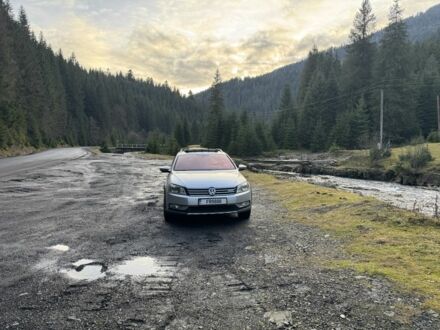 Серый Фольксваген Пассат Вариант, объемом двигателя 2 л и пробегом 298 тыс. км за 14500 $, фото 1 на Automoto.ua