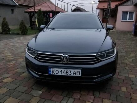 Серый Фольксваген Пассат Вариант, объемом двигателя 1.6 л и пробегом 251 тыс. км за 12800 $, фото 1 на Automoto.ua