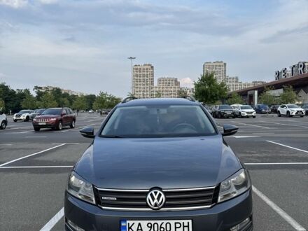 Фольксваген Пассат Варіант 2014 у Києві на Automoto.ua Сірий Фольксваген Пассат Варіант, об'ємом двигуна 1.6 л та пробігом 247 тис. км за 8700 $, фото 1 на Automoto.ua