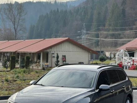 Серый Фольксваген Пассат Вариант, объемом двигателя 2 л и пробегом 202 тыс. км за 12800 $, фото 1 на Automoto.ua