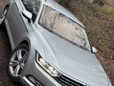 Серый Фольксваген Пассат Вариант, объемом двигателя 2 л и пробегом 211 тыс. км за 15750 $, фото 1 на Automoto.ua