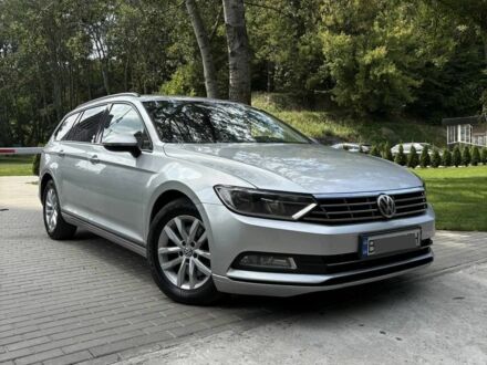 Фольксваген Пассат Варіант 2015 у Києві на Automoto.ua Сірий Фольксваген Пассат Варіант, об'ємом двигуна 0 л та пробігом 260 тис. км за 10900 $, фото 1 на Automoto.ua