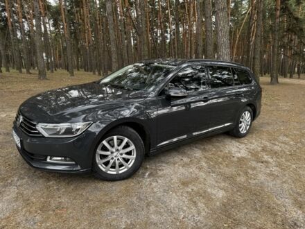 Фольксваген Пассат Варіант 2016 у Сумах на Automoto.ua Сірий Фольксваген Пассат Варіант, об'ємом двигуна 1.6 л та пробігом 248 тис. км за 12400 $, фото 1 на Automoto.ua