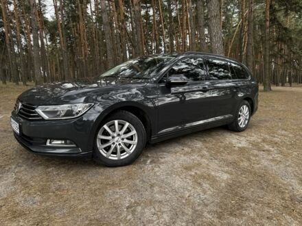 Сірий Фольксваген Пассат Варіант, об'ємом двигуна 1.6 л та пробігом 250 тис. км за 12000 $, фото 1 на Automoto.ua