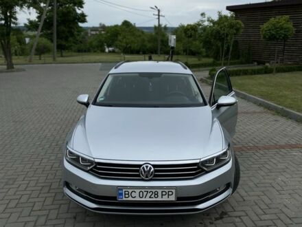 Фольксваген Пассат Вариант 2016 в Львове на Automoto.ua Серый Фольксваген Пассат Вариант, объемом двигателя 2 л и пробегом 248 тыс. км за 15999 $, фото 1 на Automoto.ua