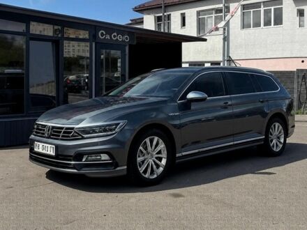 Фольксваген Пассат Варіант 2016 у Каменке на Automoto.ua Сірий Фольксваген Пассат Варіант, об'ємом двигуна 2 л та пробігом 320 тис. км за 16000 $, фото 1 на Automoto.ua