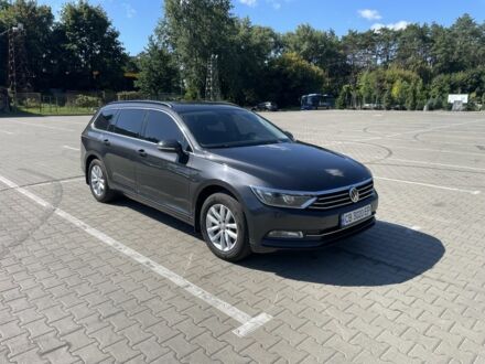 Фольксваген Пассат Варіант 2017 у Чернігові на Automoto.ua Сірий Фольксваген Пассат Варіант, об'ємом двигуна 2 л та пробігом 213 тис. км за 16700 $, фото 1 на Automoto.ua