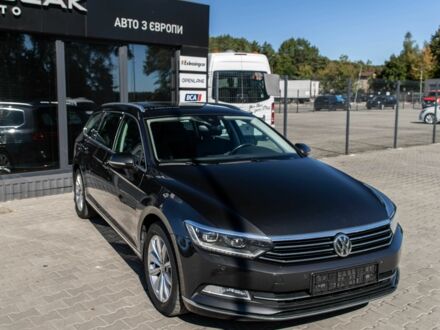 Фольксваген Пассат Вариант 2018 в Львове на Automoto.ua Серый Фольксваген Пассат Вариант, объемом двигателя 2 л и пробегом 190 тыс. км за 20300 $, фото 1 на Automoto.ua