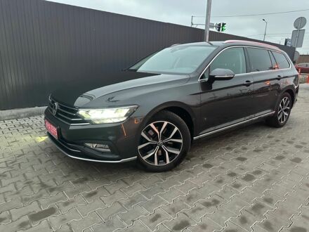 Фольксваген Пассат Варіант 2021 у Києві на Automoto.ua Сірий Фольксваген Пассат Варіант, об'ємом двигуна 0 л та пробігом 220 тис. км за 22200 $, фото 1 на Automoto.ua
